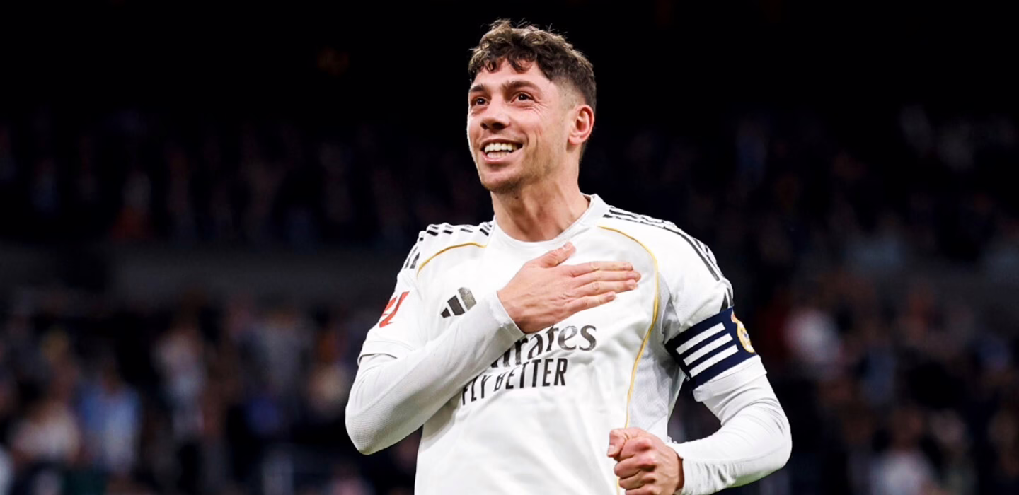 Real Madrid frente a Benfica en la Champions League: horario, posibles alineaciones y dónde seguir este encuentro crucial.