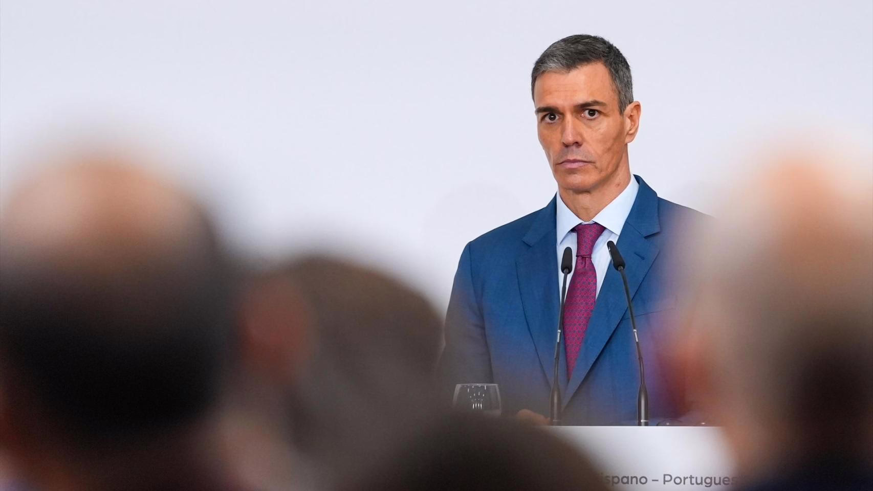 Sánchez afirma que las mujeres de Madrid "no pueden acceder" al derecho al aborto debido a Ayuso, aunque los datos contradicen esta declaración.