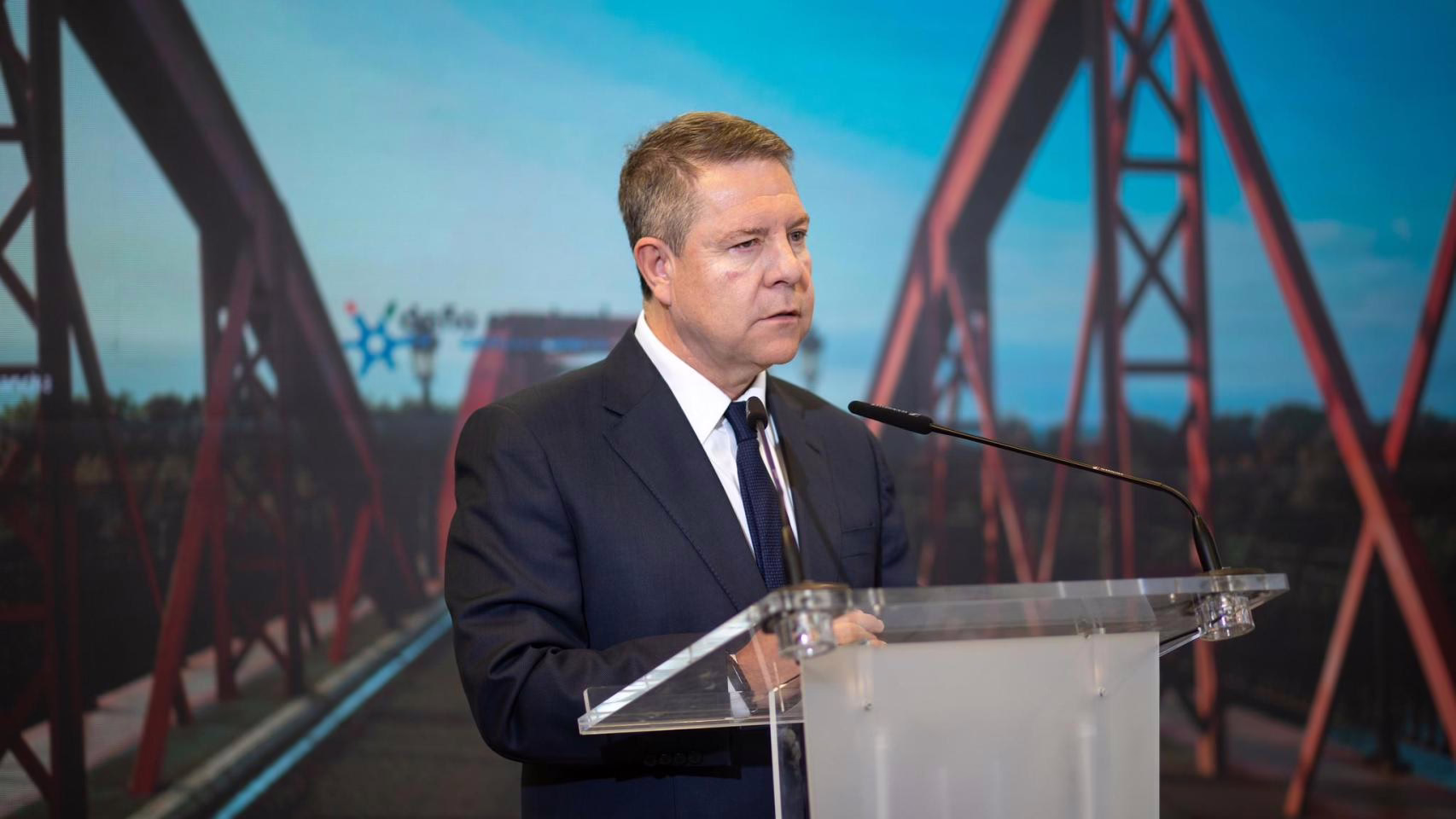 Page denuncia al Gobierno por su falta de publicación de las nuevas normativas sobre la explotación del trasvase: "Casi constituye un delito ecológico".
