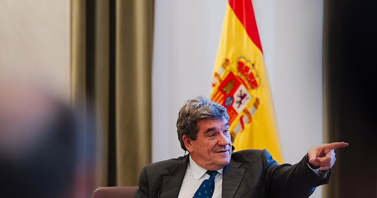 El Banco de España registra ganancias nuevamente tras disminuir la compensación por los depósitos bancarios.