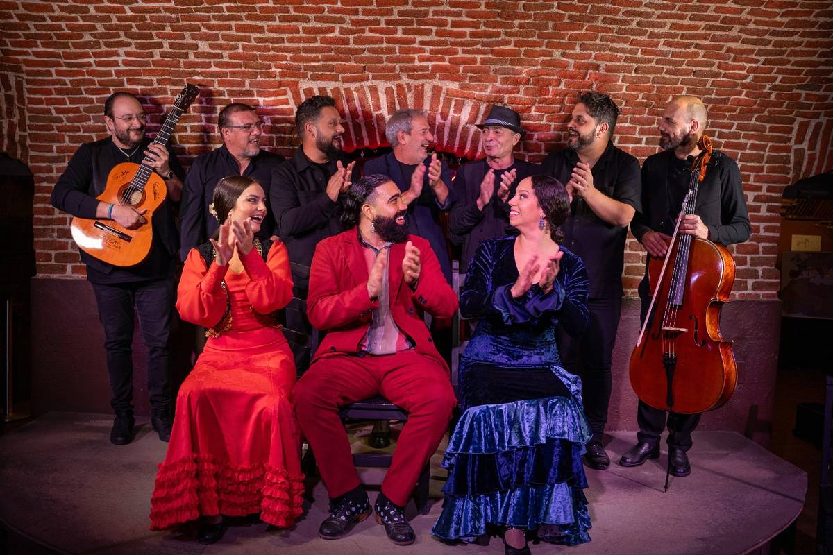 Essential Flamenco