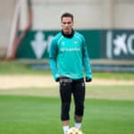 Sesión de entrenamiento del Real Betis en la Ciudad Deportiva con las novedades de Antony y la ausencia continuada de Isco, Amrabat y Lo Celso