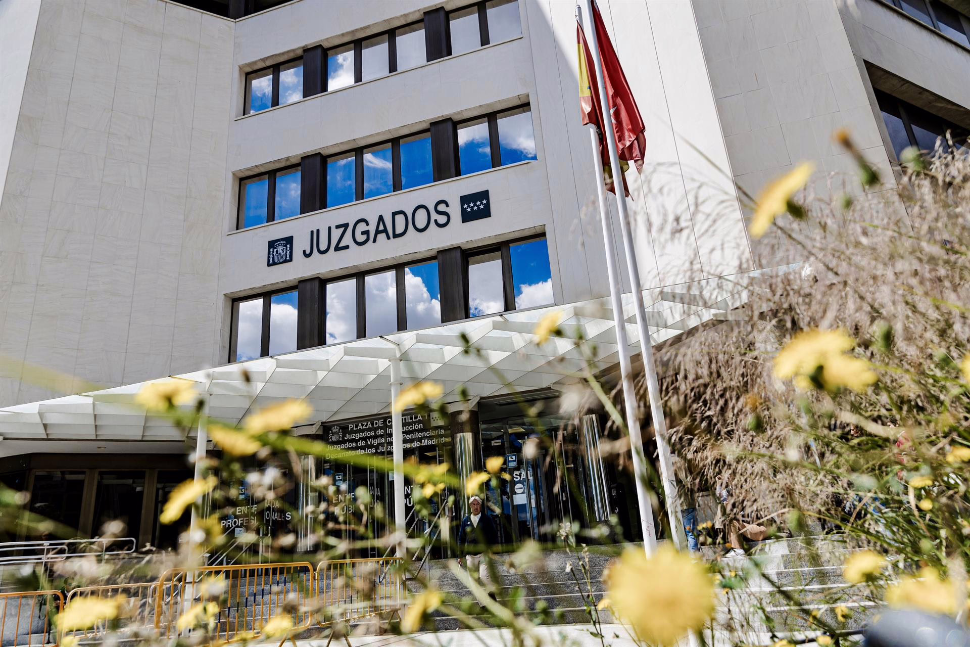 Manos Limpias presenta ante el CGPJ la falta de registro de sus denuncias en juzgados de Madrid.