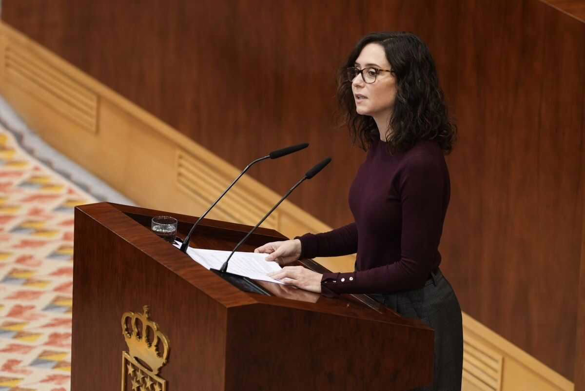 Isabel Díaz Ayuso se dirige a Nueva York en busca de atraer inversiones de empresas y fondos de Estados Unidos hacia Madrid.