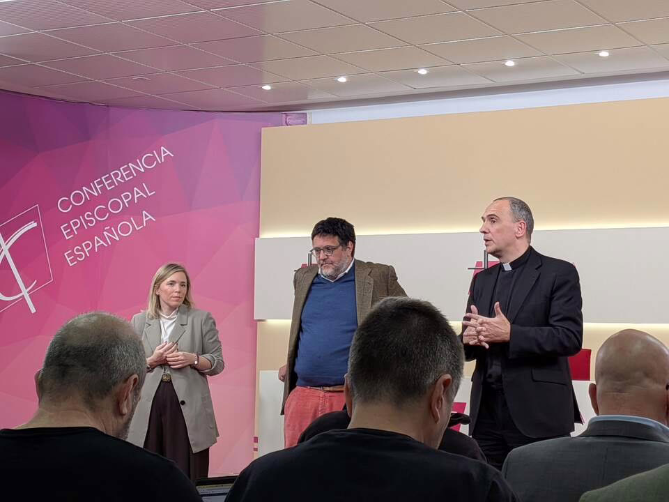 Visita del Papa a España: del 6 al 9 de junio en Madrid, con una misa multitudinaria en la calle el domingo 7 por el Corpus Christi.
