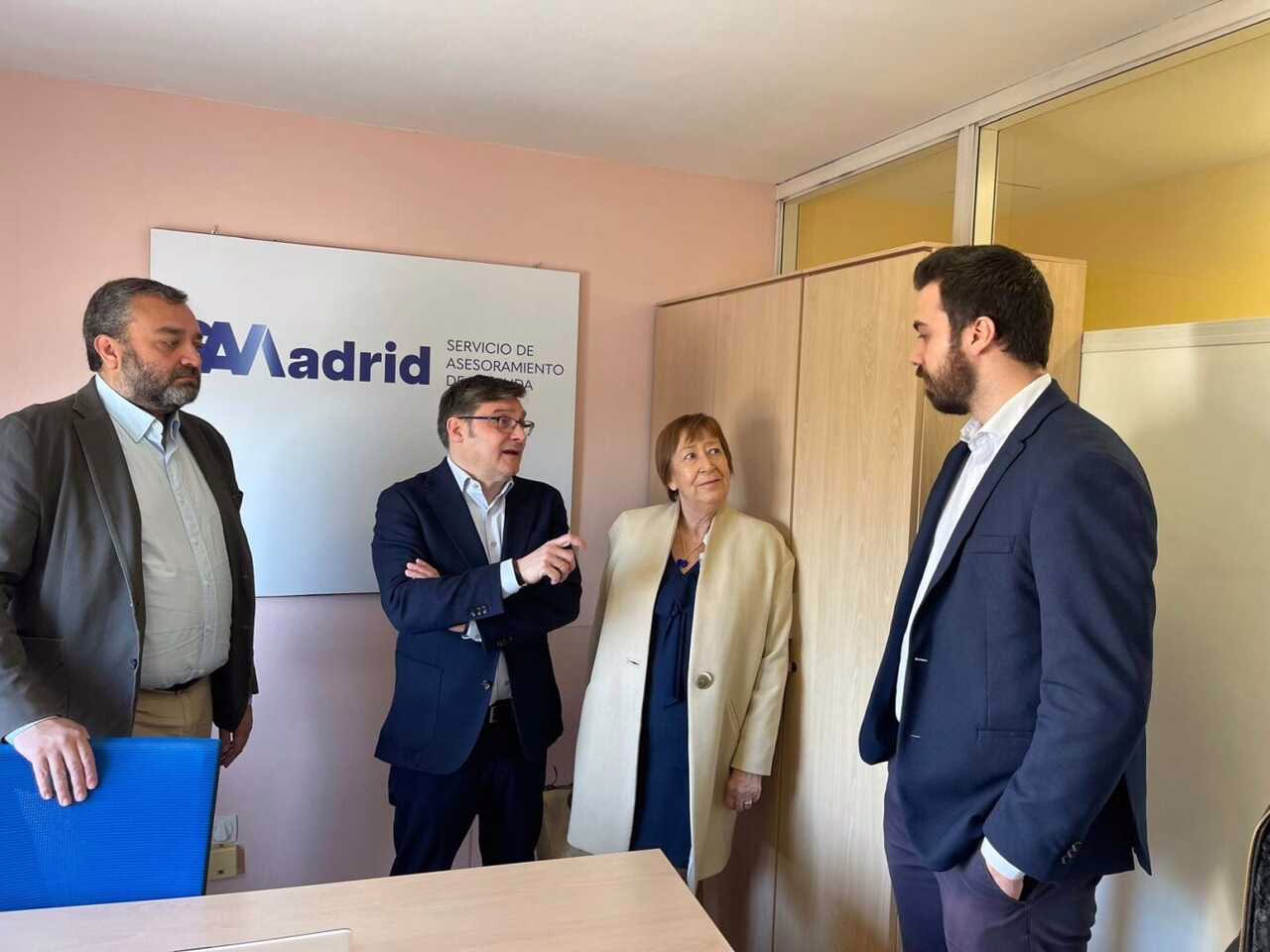 Madrid inaugura una oficina temporal del SAV en Puerta de Toledo para mejorar la orientación sobre vivienda.