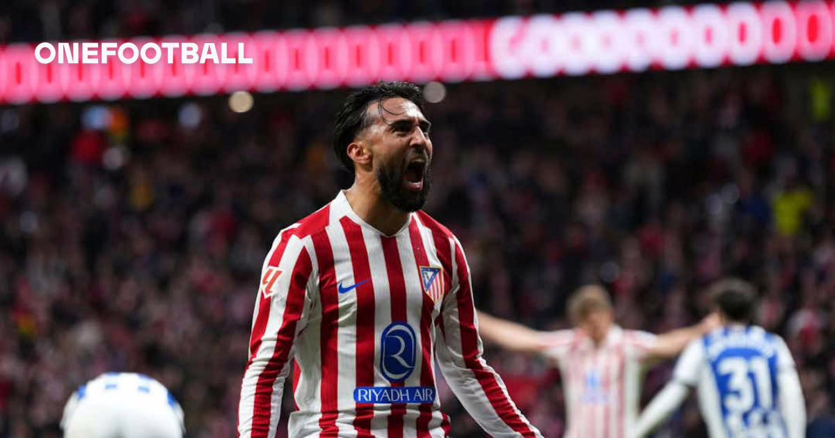 Éxito y giro | OneFootball