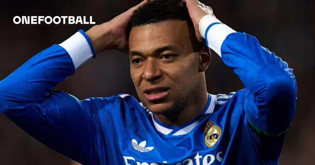 Blesión en la rodilla: Mbappé enfadado con el Real Madrid se marcha de España.