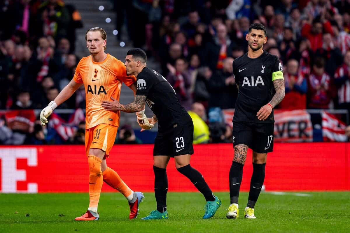 Los aficionados del Tottenham sugieren protestar tras la 'vergonzosa' derrota frente al Atlético de Madrid.