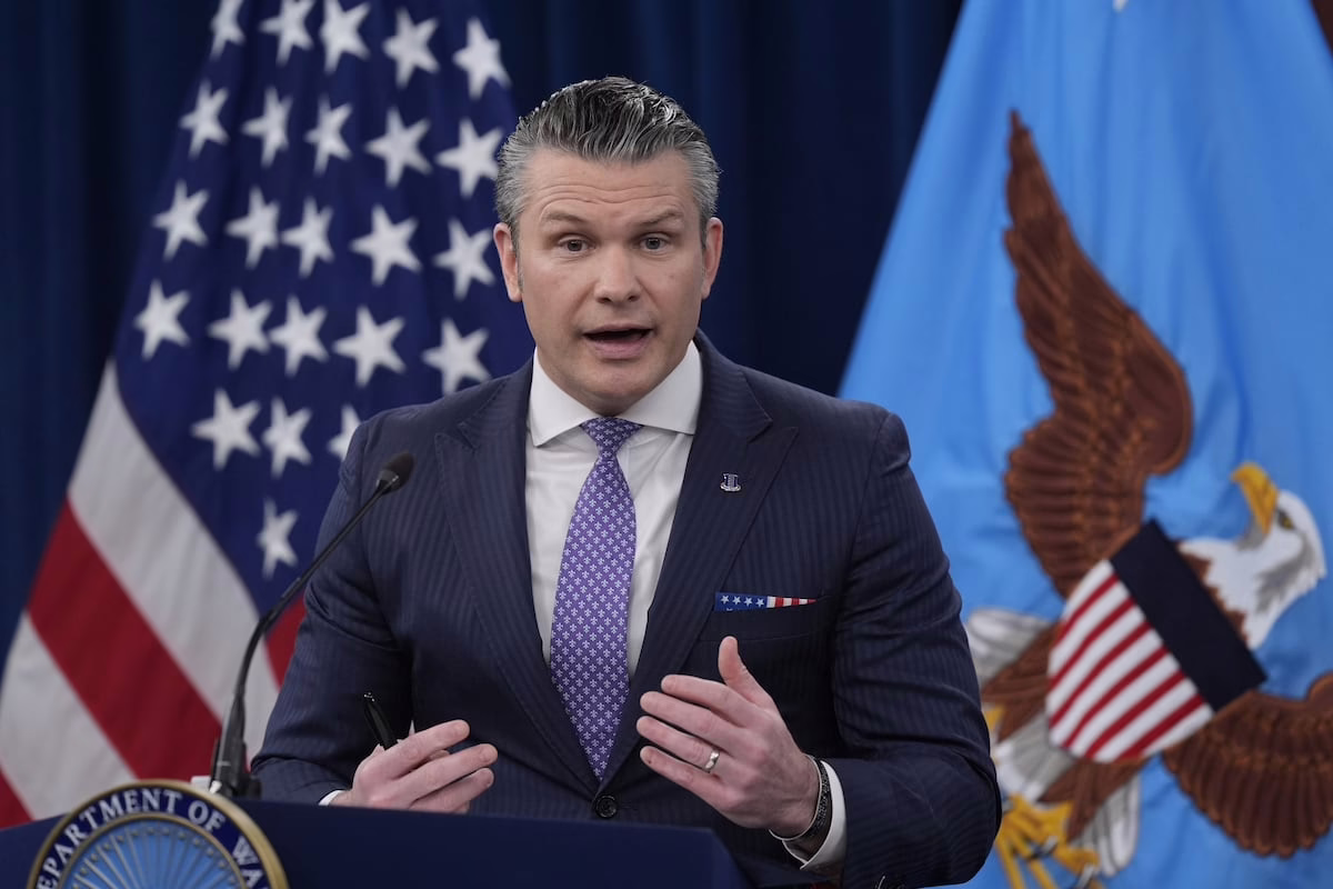 Trump desvincula su posición sobre el estrecho de Ormuz, a pesar de haberlo señalado como requisito para concluir el conflicto | Internacional