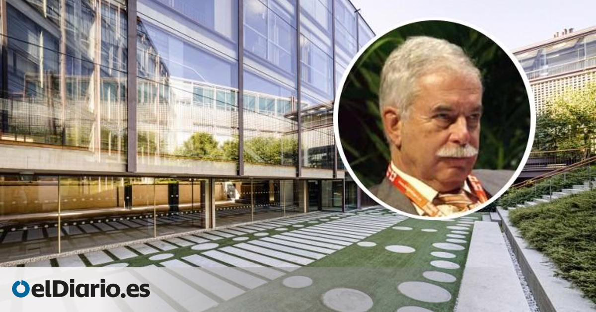 El Colegio de Arquitectos de Madrid rinde homenaje a un exalto funcionario de Aguirre que renunció debido a un escándalo en temas de urbanismo.