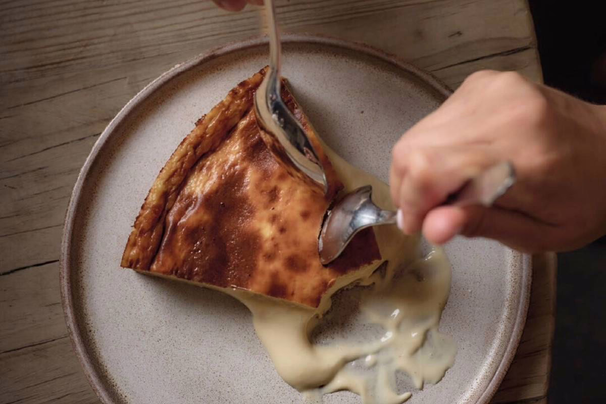 La tarta de queso más deliciosa de Madrid lleva queso azul y se encuentra en este restaurante.