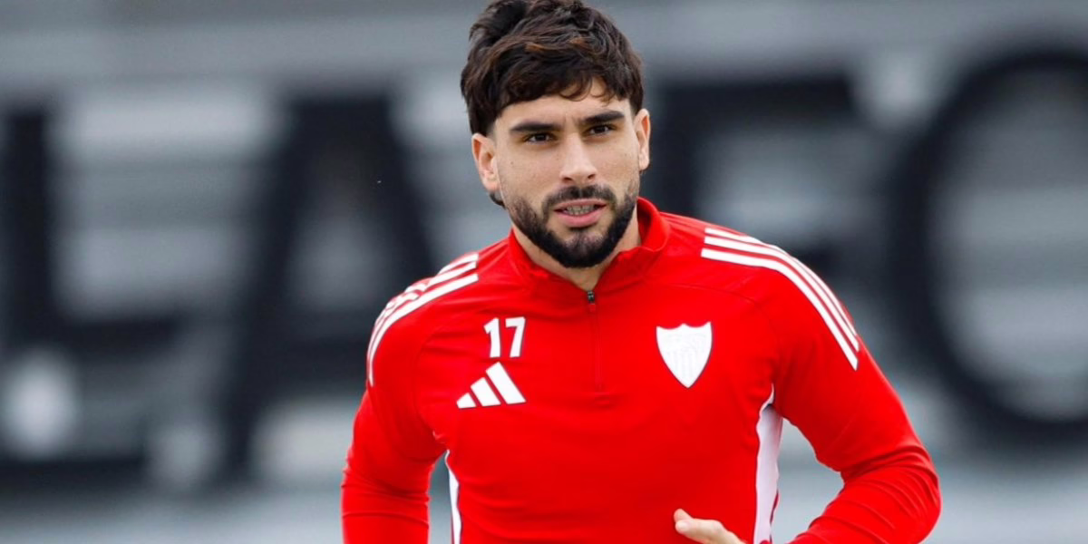 La inusual y sorprendente segunda lesión de Maupay en el Sevilla.