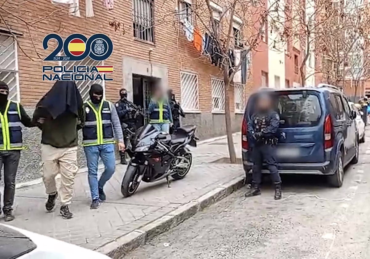 Capturados dos especialistas en MMA por terrorismo islámico desde gimnasios en Madrid.