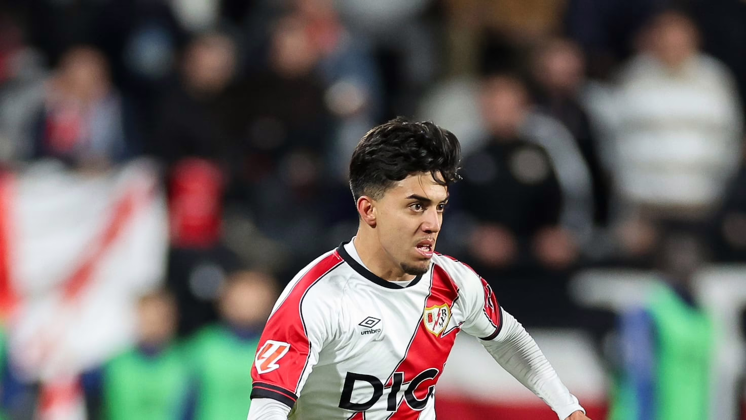 Fran Pérez, incertidumbre; Ilias colabora con el equipo.