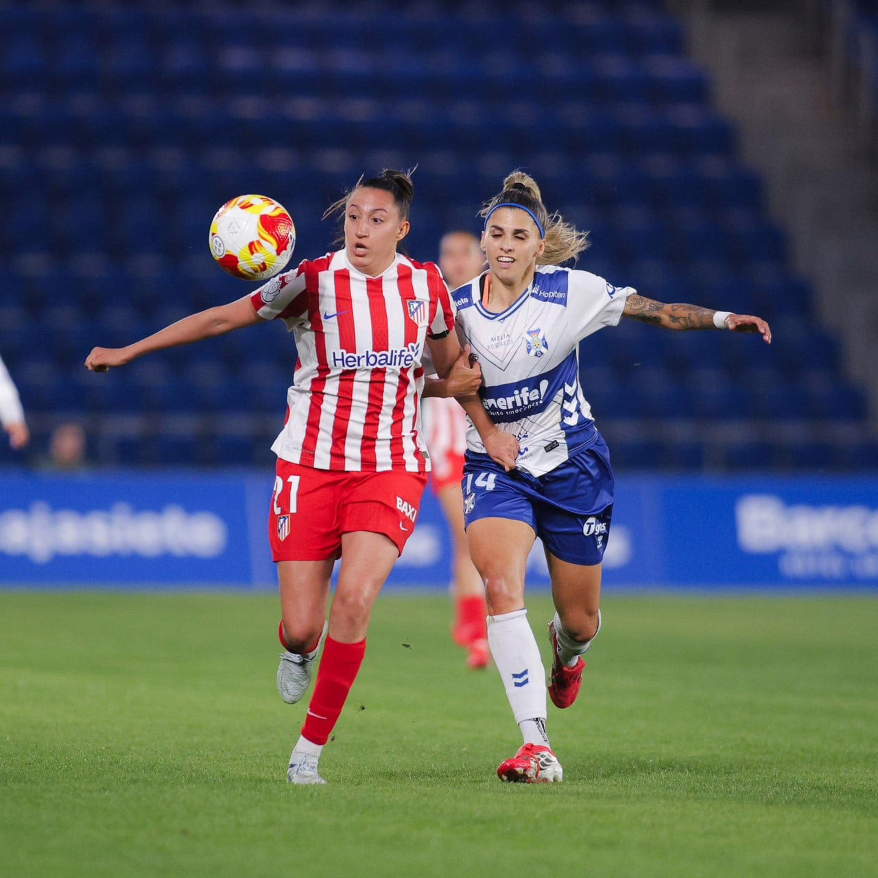 El Atlético de Madrid elimina al Costa Adeje Tenerife en el Heliodoro y avanza a la final de la Copa de la Reina.