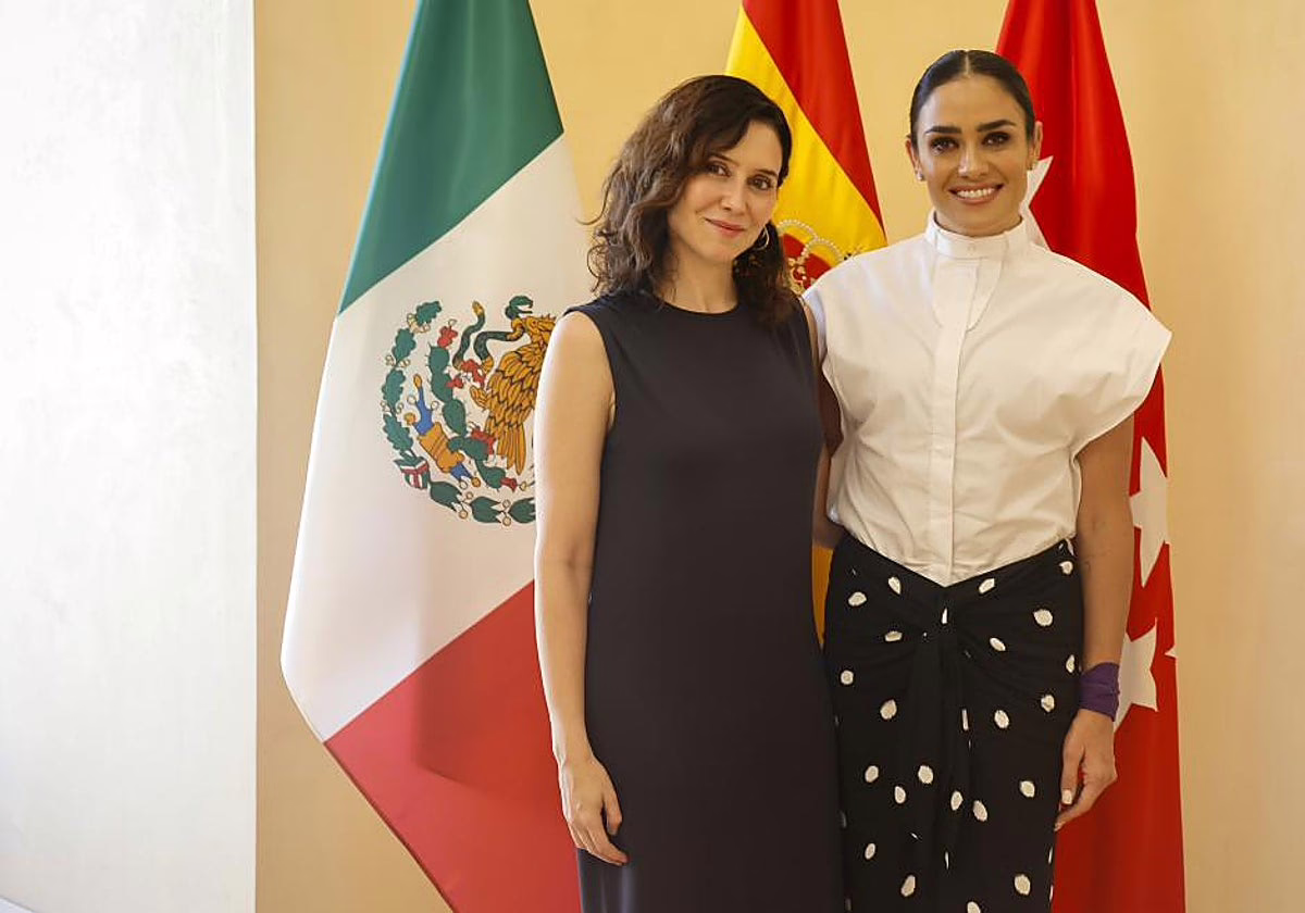 Ayuso reconoce a las mujeres iraníes por su defensa de la libertad, en contraste con Sánchez, quien apoya al tirano.