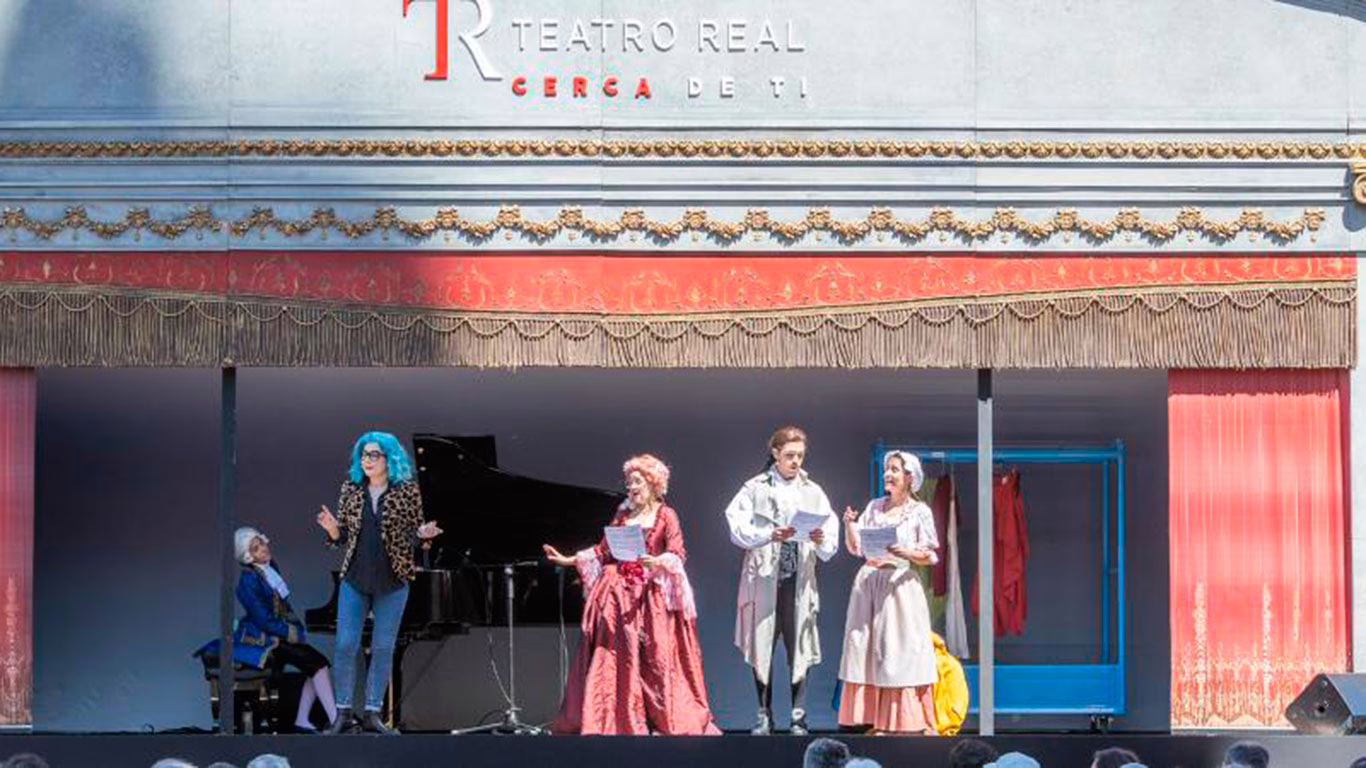 La Carroza del Teatro Real da inicio a su apasionante temporada en Alcalá de Henares.