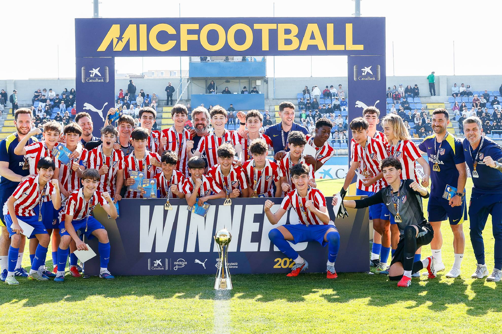 Los ganadores de la categoría U14 del MIC26, el Atlético de Madrid.
