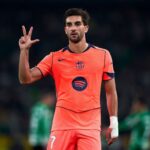 Ferran Torres durante un partido del FC Barcelona en la temporada 2025-2026, uno de los jugadores que el club estudia vender en el mercado de verano