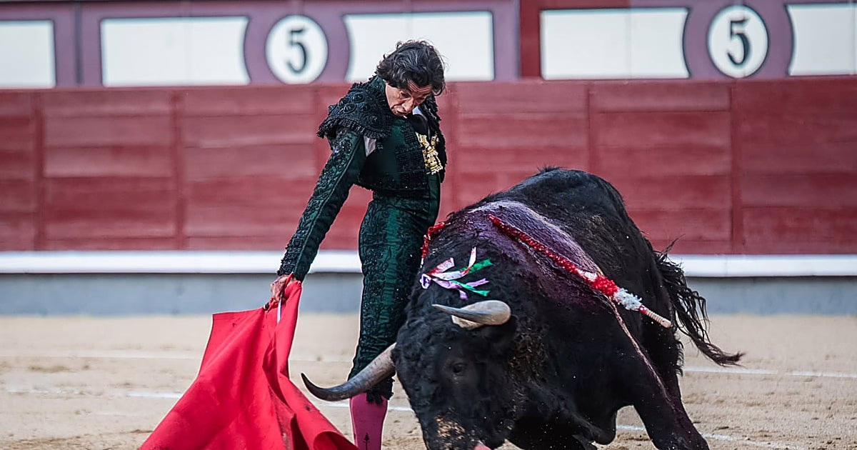 Madrid apoya a Curro Díaz con entusiasmo.