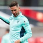 Yeray Álvarez, central del Athletic Club de Barakaldo, en un entrenamiento en Lezama antes de su regreso a la competición tras cumplir la sanción UEFA de diez meses