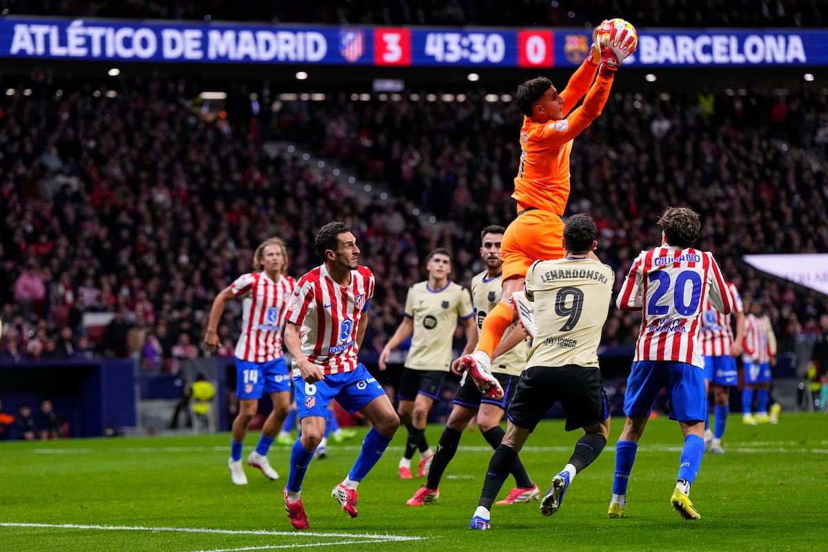 Atlético Madrid y Barcelona volverán a medirse en la Champions League.//Foto, AP: Manu Fernandez