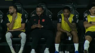 Depay se salva de la suspensión