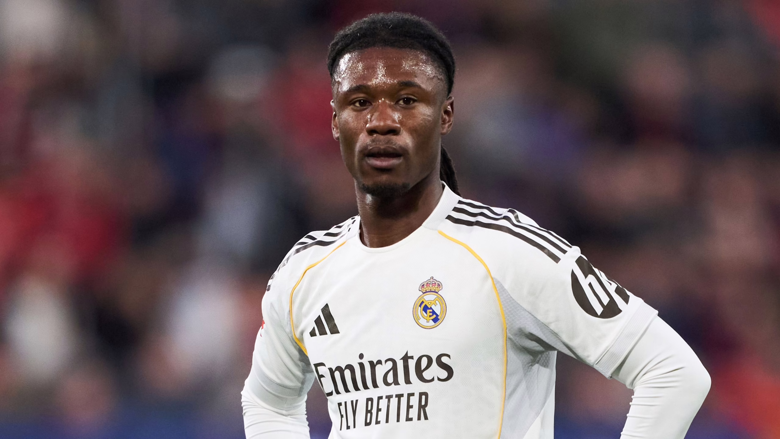 El PSG y los clubes más importantes de la Premier League están en estado de alerta, ya que Eduardo Camavinga está considerando su futuro en el Real Madrid debido a su escasa titularidad.