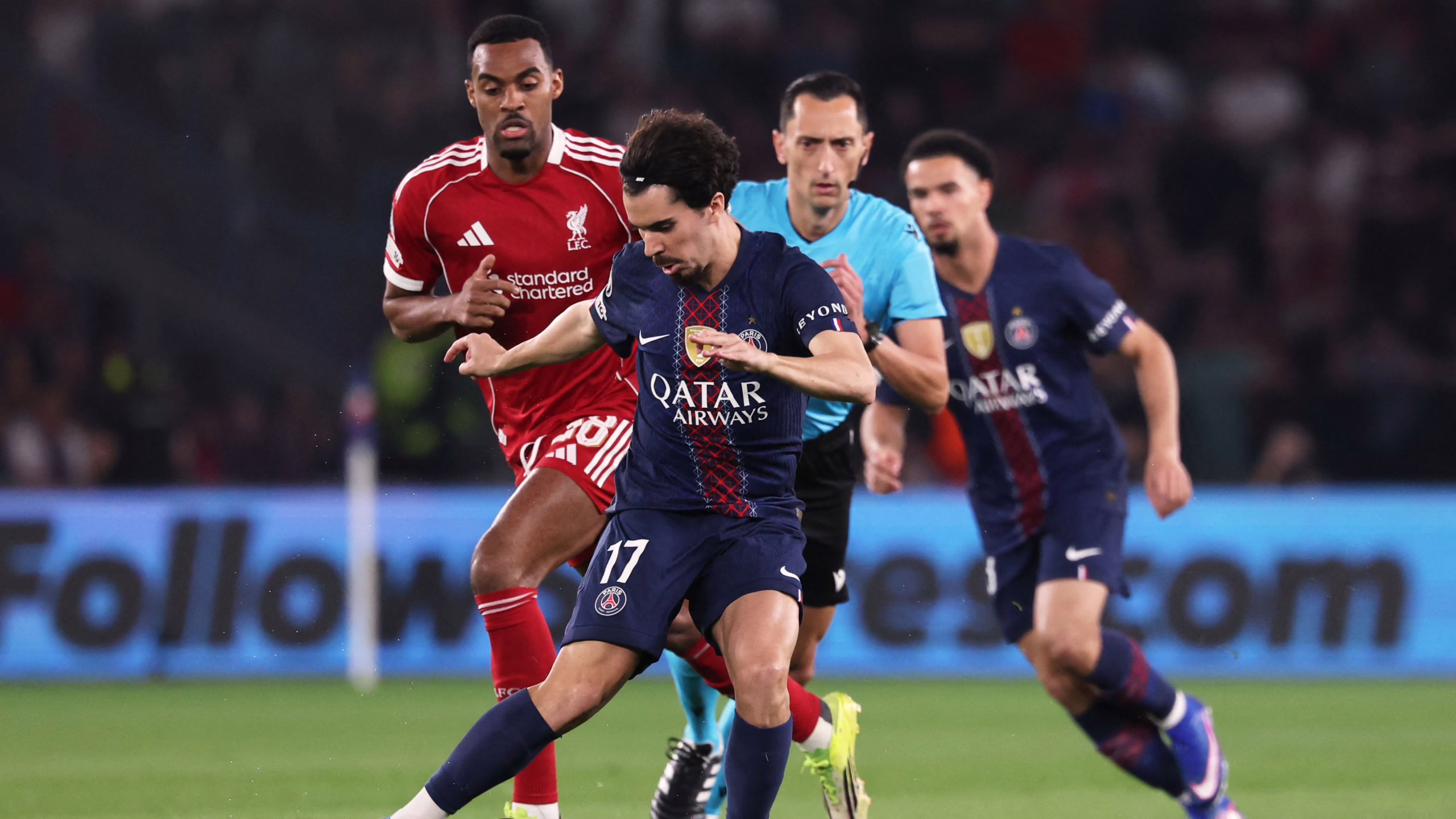 Vídeo: Un gesto noble de Vitinha tras el triunfo frente al Liverpool