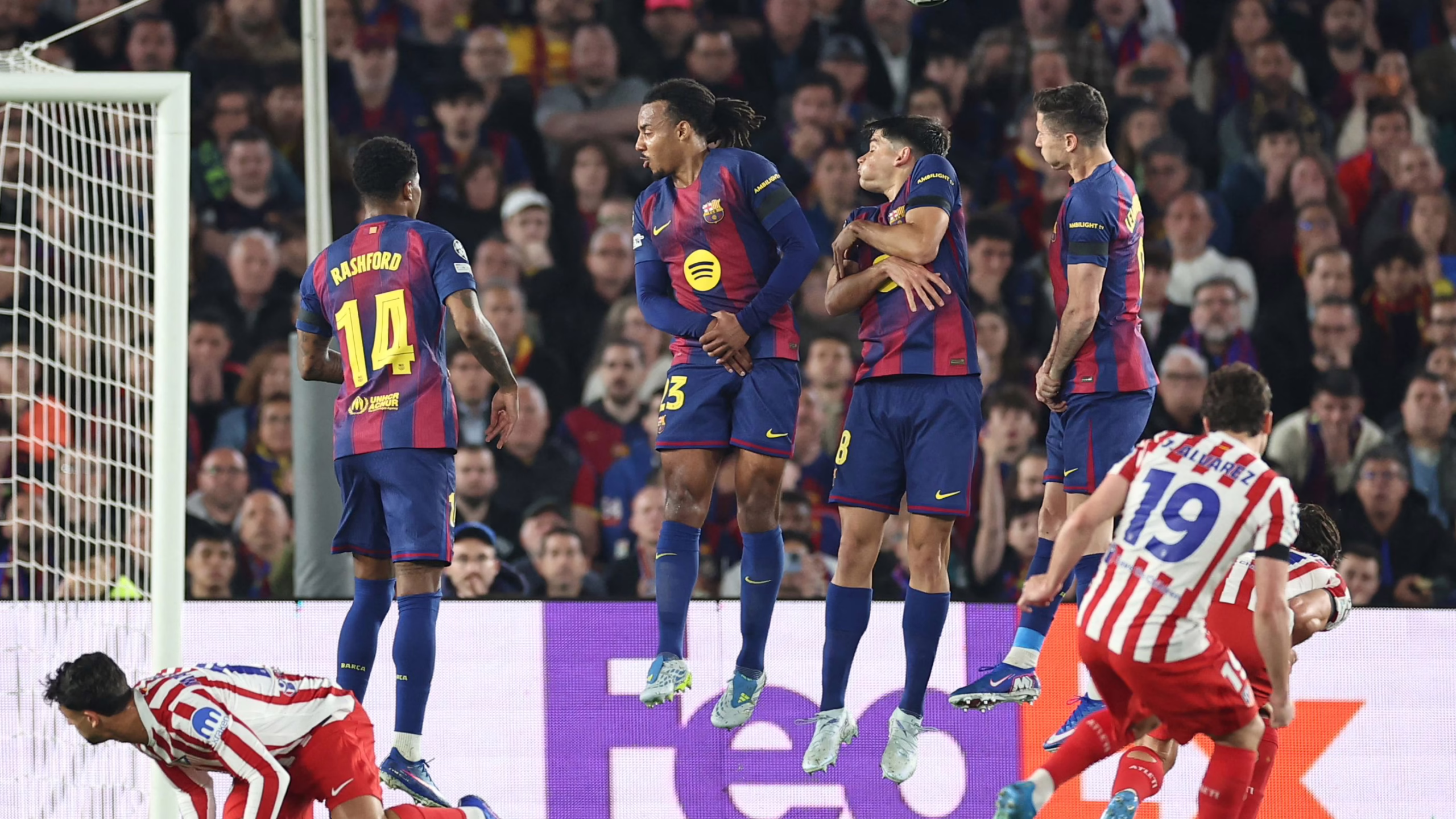 Barcelona y Atlético de Madrid: gran expectación con escasos resultados... la revancha se presenta en cuatro días.