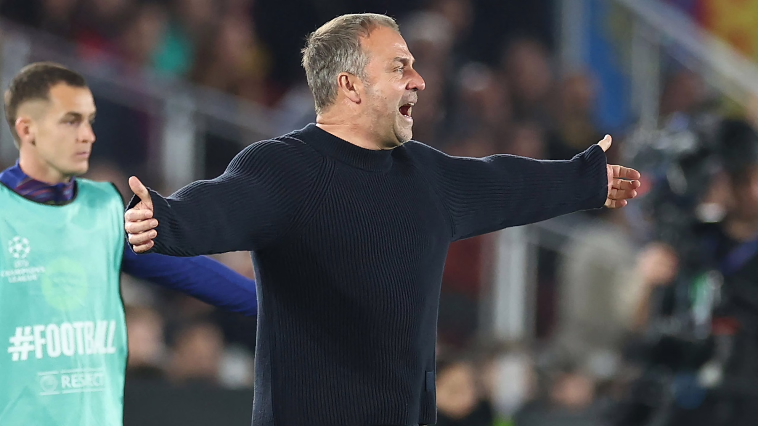 «Impactante»: Hansi Flick cuestiona la «inaceptable» falta de acción del VAR tras un inusual incidente de mano en la derrota del Barcelona frente al Atlético de Madrid en la Liga de Campeones.
