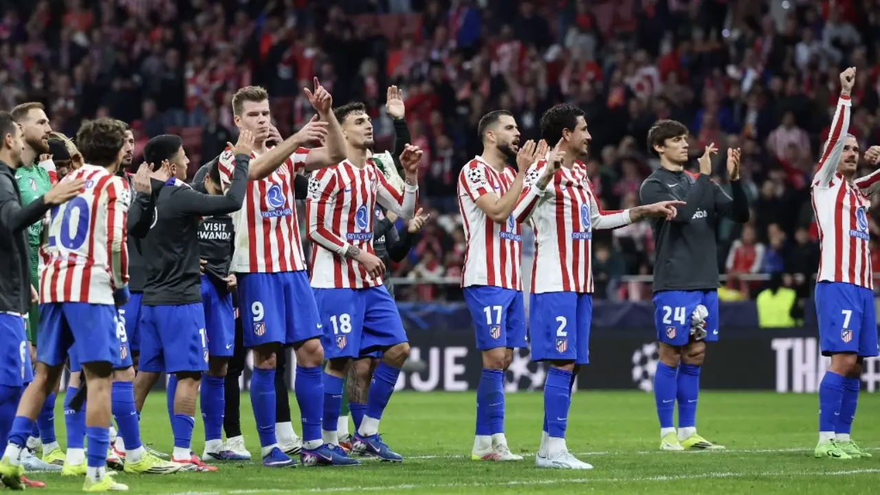 Dudas en el Atlético de Madrid: jugador clave podría faltar en el clásico ante el Barcelona.