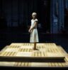 'Medea' se presenta en Teatros del Canal con una experiencia inmersiva que sumerge al público en el escenario.